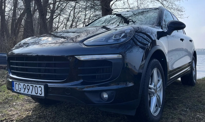 Porsche Cayenne cena 160000 przebieg: 190000, rok produkcji 2016 z Grudziądz małe 781